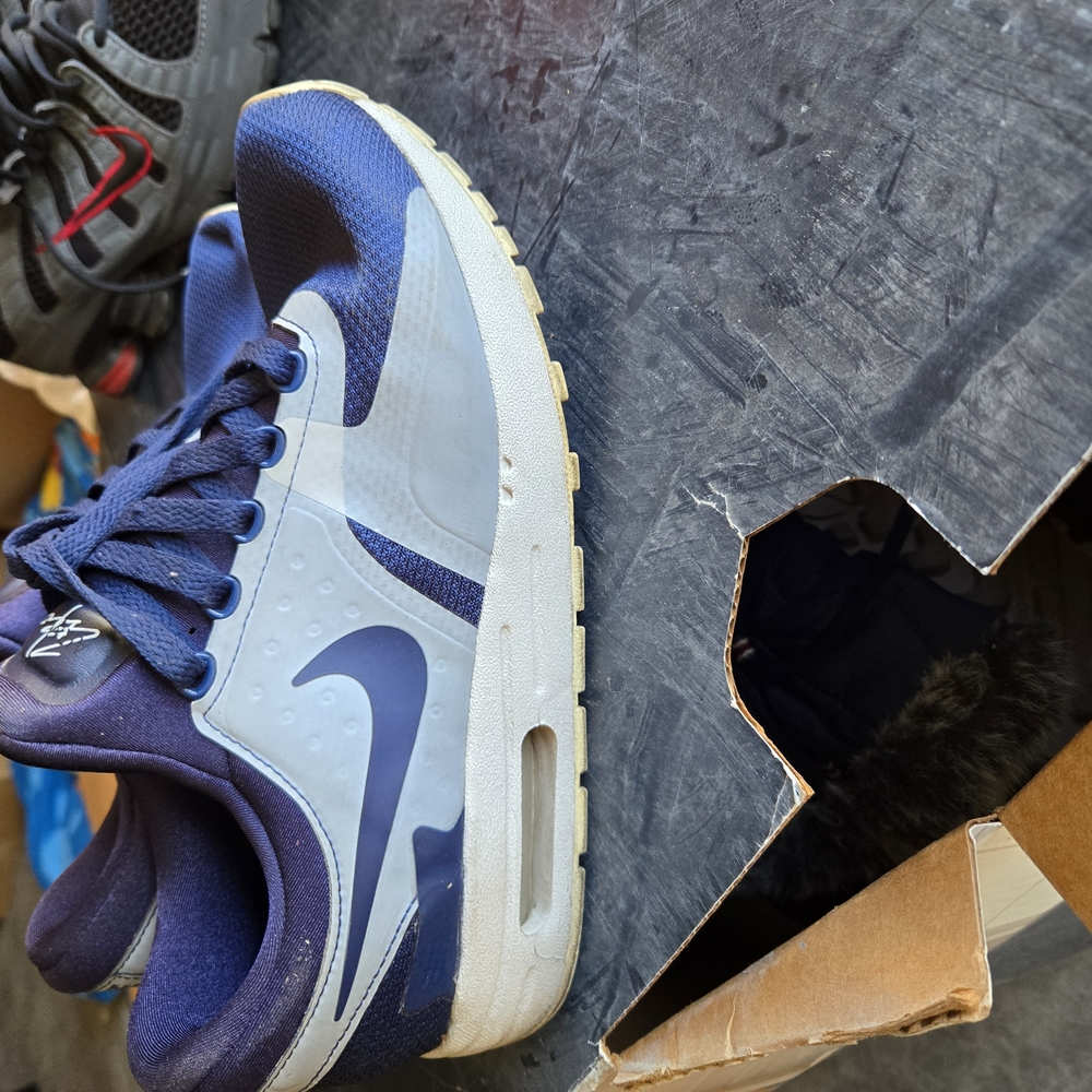Nike Navy and Light Gray Athletic Shoes